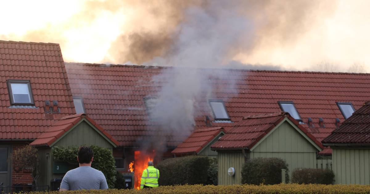 Overtændt rækkehus Person omkommet i voldsom brand Din Avis