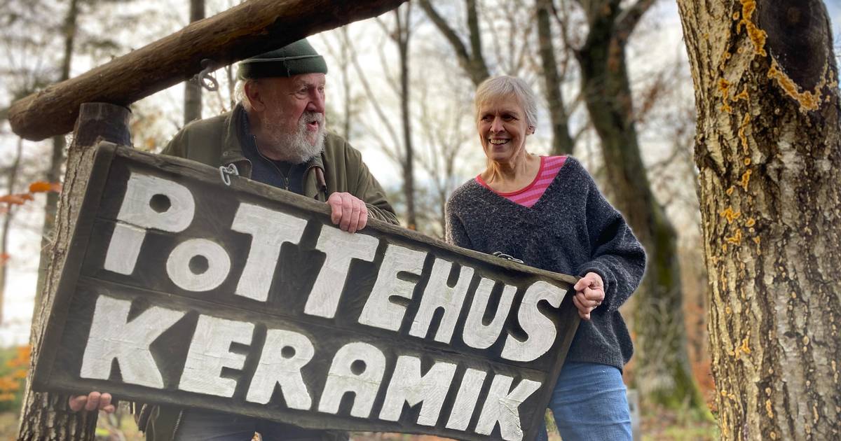 Keramiker par fik stjålet 50 år gammel håndlavet skilt Det er fandme