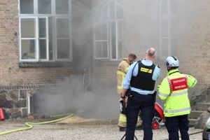 Onsdag eftermiddag udbrød der brand i et kælderrum på Silkeborgvej i Brabrand. 