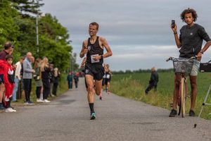 Ryomgårdløberen havde gode forventninger til mandagens maratonløb ved EM i München, men allerede efter ti kilometer kunne Rune Bækgaard godt mærke, at det ikke blev hans dag.