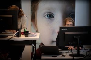 I for mange år er det gået den forkerte vej med børn og unges mentale sundhed og trivsel. Det vil Aarhus Kommune og Børns Vilkår nu ændre på med et treårigt partnerskab. Det første år er fokus på børn og unges digitale liv. 