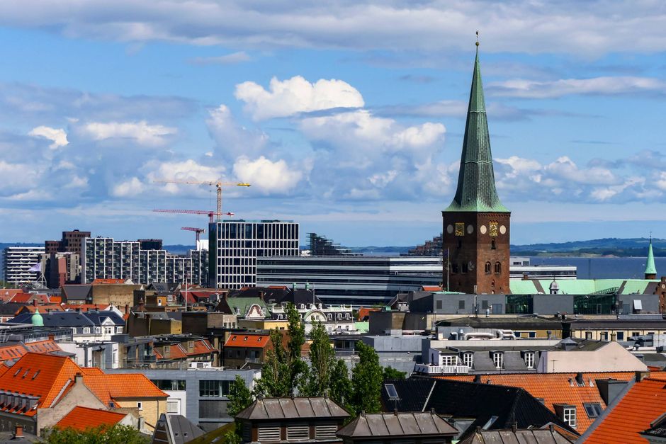 Der har det seneste døgn været flere indbrud hos erhvervsdrivende i den centrale del af Aarhus.