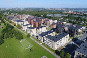 Entreprenør- og byudviklingsvirksomheden A. Enggaard har i foråret afleveret de sidste 280 boliger i den nye Aarhus-bydel Skejbyen, hvor alle allerede er udlejet.