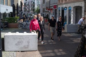 Der er sat betonklodser op i Frederiksgade i Aarhus, og nu overvejer kommunen, om der skal sikres yderligere.