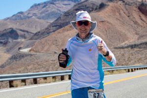 Familiefar til fem, forretningsmand, fritidsbondemand og ikke mindst ultraløber. Peter Lund Torjussen lever for at udfordre sig selv og sine grænser - senest ved et såkaldt ultramaraton i Californiens ørken.