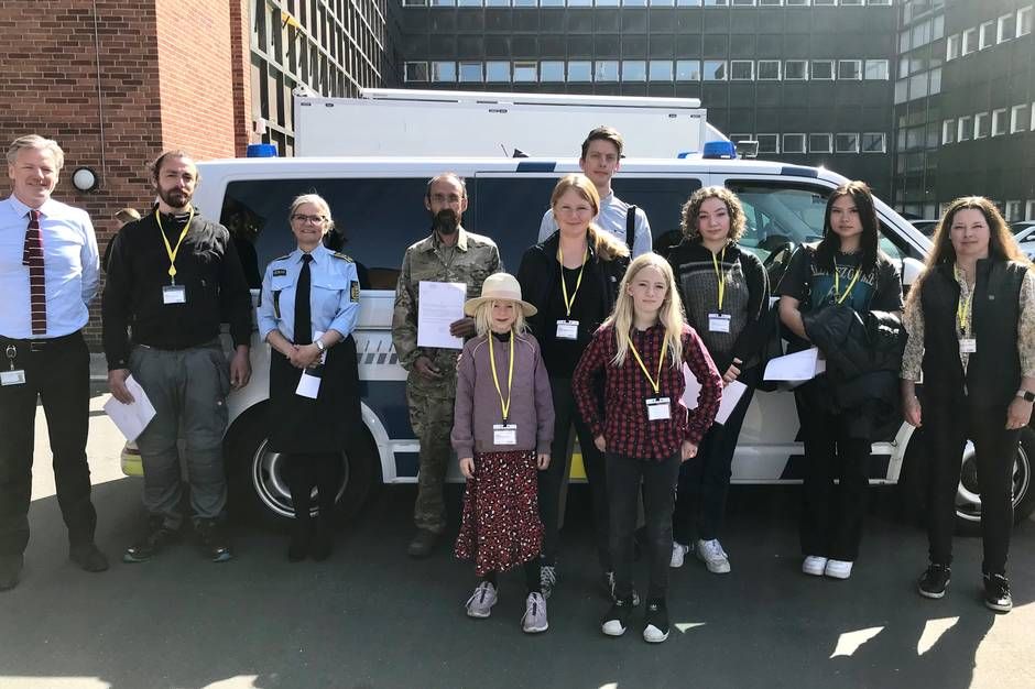  
Østjyllands Politi uddelte forleden dusører til hverdagshelte fra Aarhus, Hjortshøj, Kolind og Hadsten