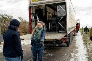 Charlotte Madsens film Asfalt, der får premiere i Danmark til maj, har allerede vundet flere europæiske priser. Den er optaget i Nordjylland, men instruktøren har også planer om at bruge Djursland som location i kommende film