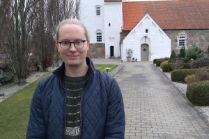 Den 33-årige teolog Søren Ørts Tjell er valgt til ny præst i de 13 sogne i Norddjurs Vestre Provsti.