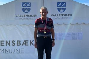 Anker Juhl på hele 80 år vandt herre slalom over 75 år.
