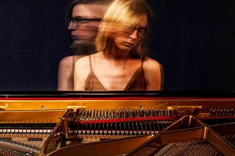 Et nyt talent, pianisten Elle-Riin Volmer, vil opføre værker af Beethoven, Tubin og Ravel