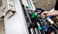 Prisen for en liter diesel er torsdag faldet med 1 kr., hvilket sender den samlede listepris ned på 15,49 kr. Arkivfoto