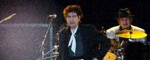 Bob Dylan giver koncert på Orange Scene på Roskilde Festival, som afholdes på Dyrskuepladsen uden for Roskilde.