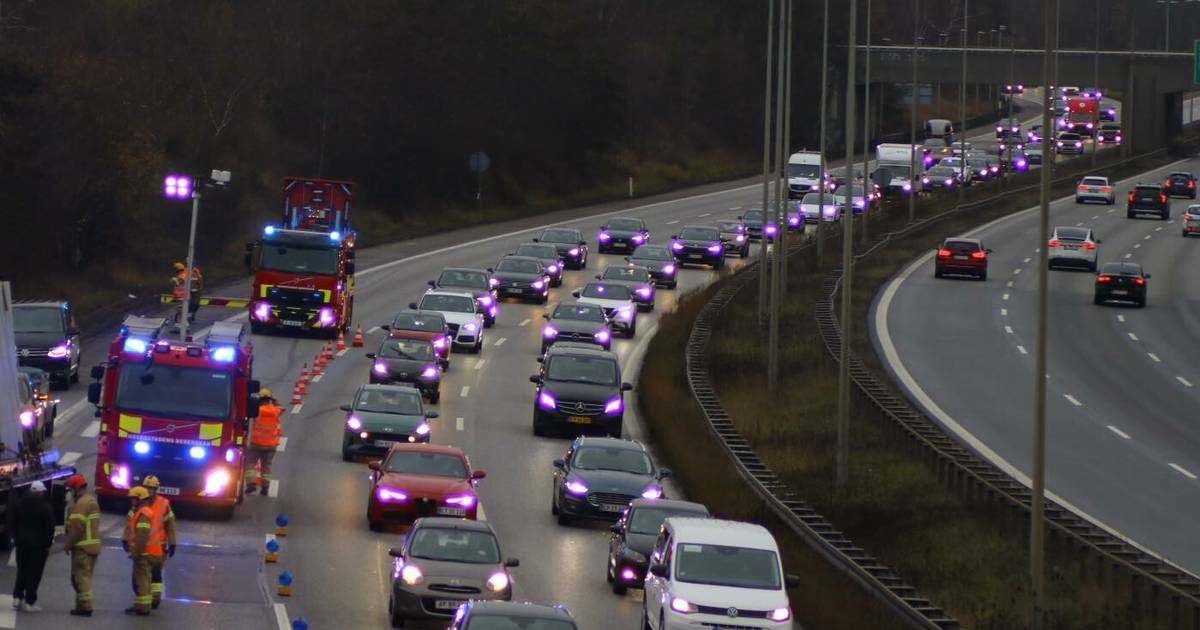 Efter Motorvejs Uheld KÆmpe Kø 