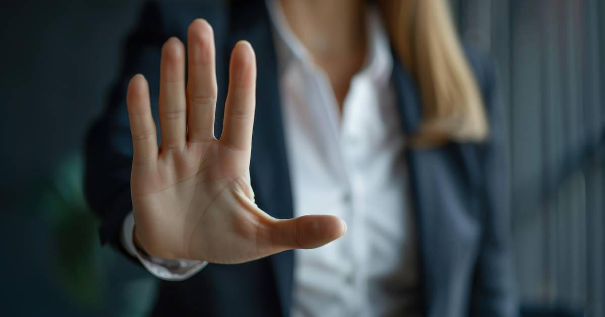 Ansatte er »grådlabile, kaster op eller ryster«: Nu vil de have ...