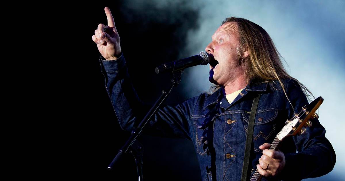 Dansk rocklegende afslører: Tager nye piller - Din Avis