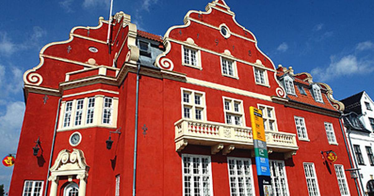 Det gamle rådhus sættes til salg - Din Avis