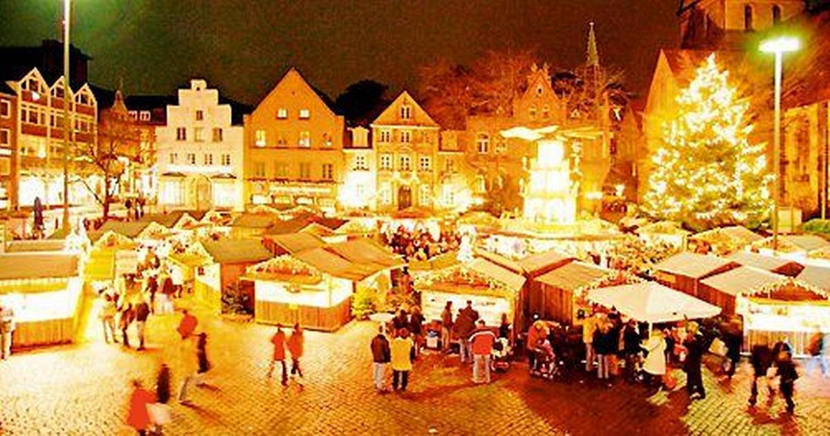 Julegågade på strøget i Hammel