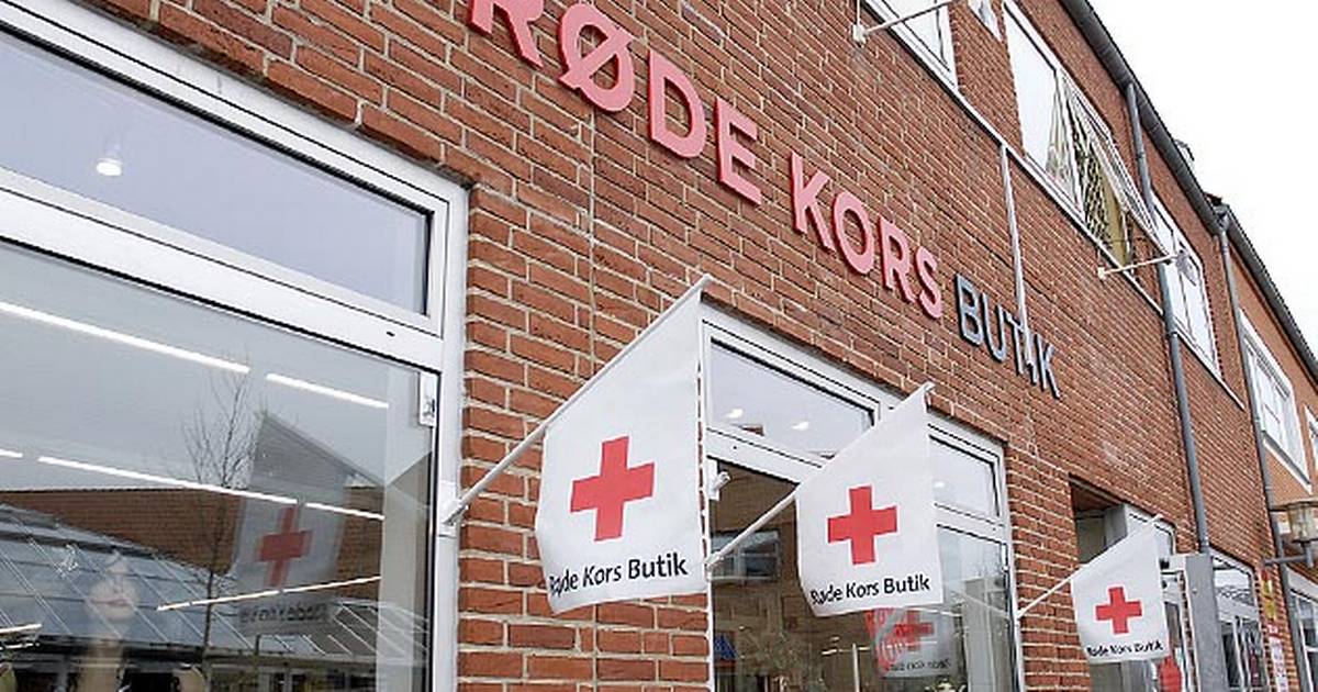 Røde Kors i Køge deler igen julehjælpepakker ud - Din Avis