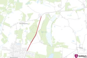 Syddjurs Kommune forventer, at opførelsen af den såkaldte etape 2 i projektet Nord-Sydvejen, en cykelsti i begge færdselsretninger, på Frederikslundvej vil kunne fuldføres i månederne april-oktober 2023.