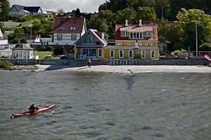 Morten Skovholm fra Home er ny ’vandkantsmægler’ i det populære TV 2-program ’Vandkant til salg’.