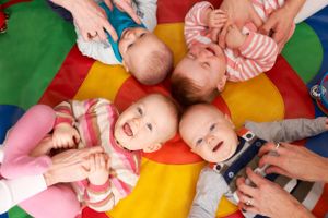 Tre af de mest populære babynavne i Favrskov er slet ikke på top 50 på landsplan.